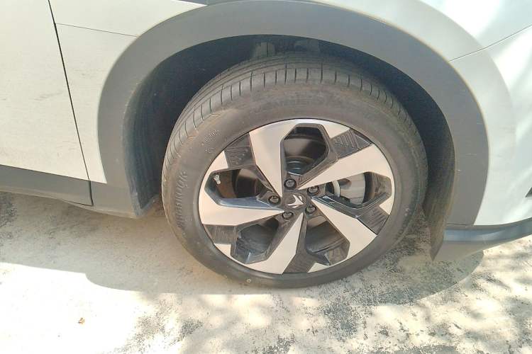 Used ARCFOX Alpha T5 2025 520 PRO
