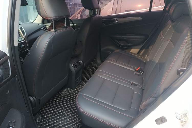 Used Changan CS75 2016 1.8T Automatic Elite Model China V Standard