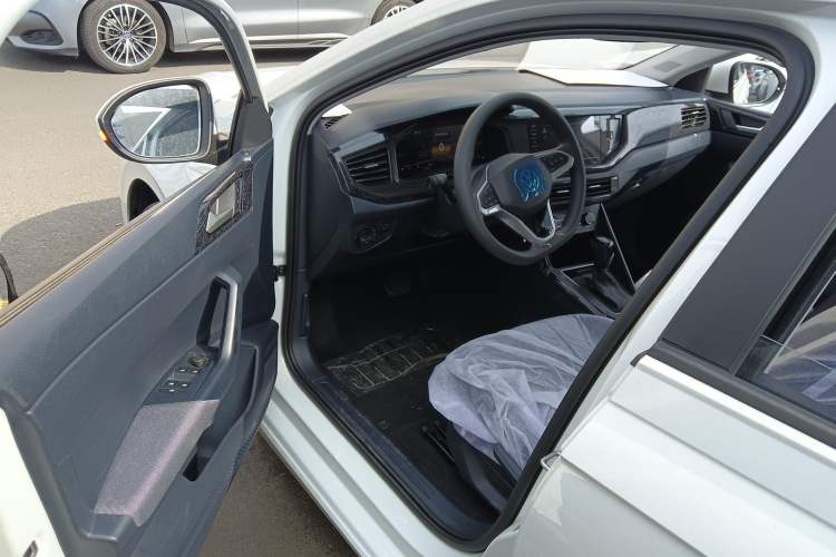 Used Volkswagen Lavida 2025 New Sharp 1.5L Outstanding New Edition
