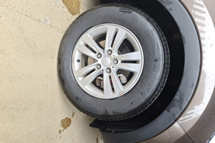 Used Kia Sportage R 2012 2.0L Automatic Two-Wheel Drive GL Trim
