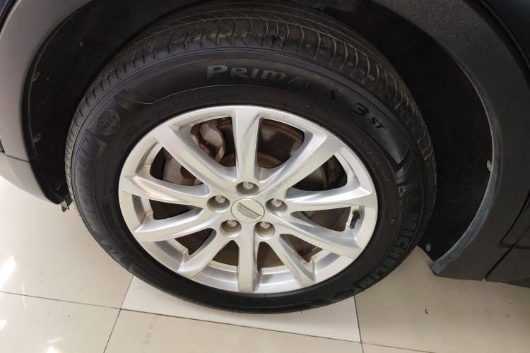 Used Cadillac XT4 2018 28T Two-Wheel Drive Tech Version