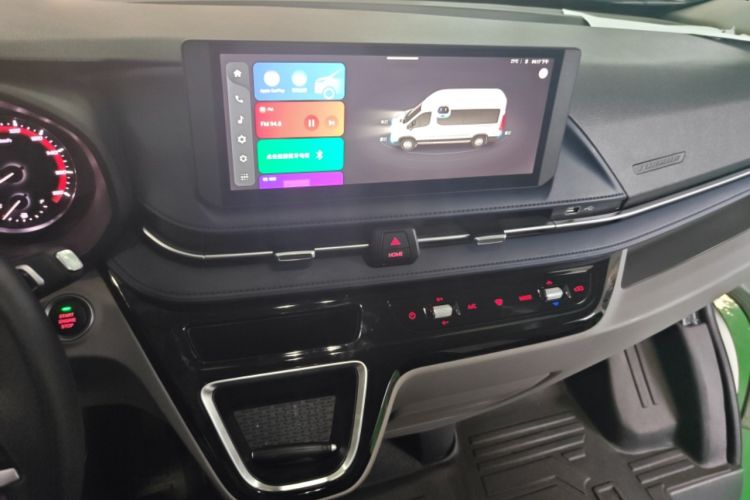 Used SAIC MAXUS Xintu V80  Audio And AC Panel