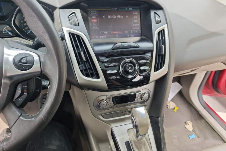 Used Ford Focus 2012 Hatchback 1.6L Automatic Fashion Edition