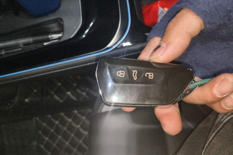 Used Volkswagen ID.4 CROZZ 2021 Long-Range PRO Two-Wheel Drive Version Vehicle Key