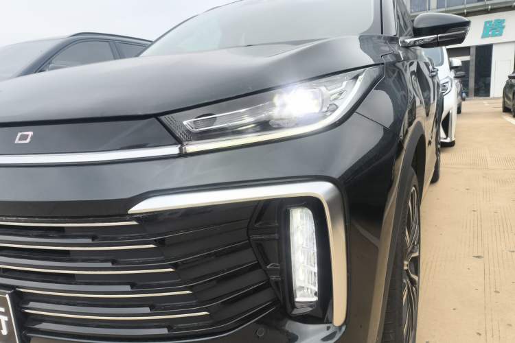 Used EXEED Lingyun 2023 400T Two-Wheel Drive StarRui Pro Edition
