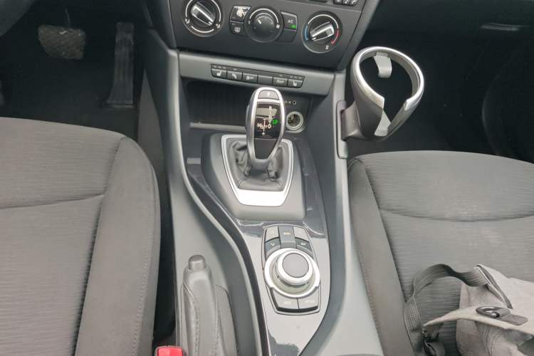 Used BMW X1 2015 sDrive18i Fashion Upgrade Edition
