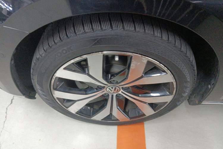 Used Volkswagen Magotan 2018 380TSI DSG Prestige Model Exterior 2