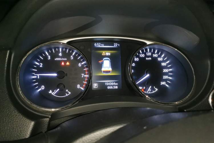 Used Nissan X-Trail 2014 2.0L CVT Comfort Edition 2WD Instrument Cluster