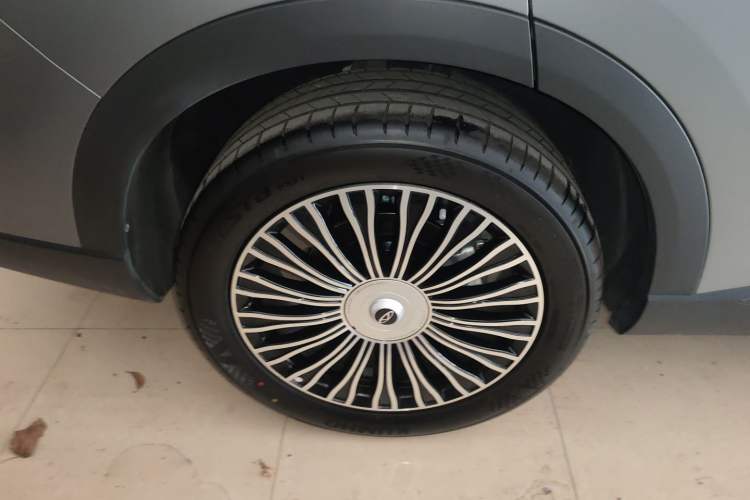 Used Chery Tiggo 8 L 2024 2.0T Two-Wheel Drive Prestige Version 5 Seats Exterior 5