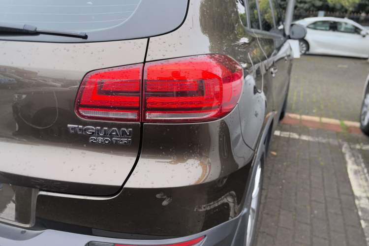 Used Volkswagen Tiguan 2016 280TSI Automatic Two-Wheel-Drive Silk Road Style Edition Right Rear Taillight