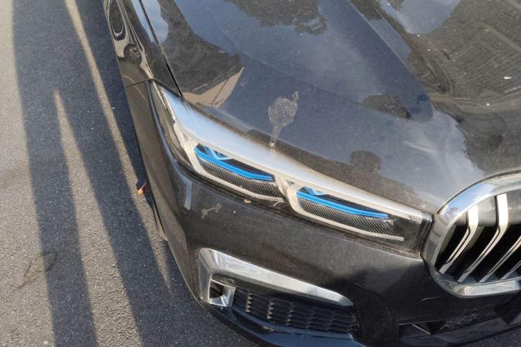 Used BMW 7 Series 2021 740Li Luxury Edition M Sport Package Right Front Headlight