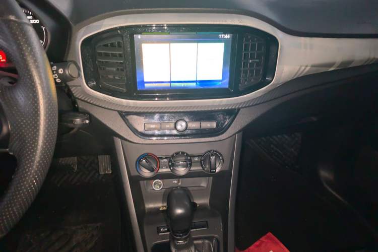 Used MG 3 2017 1.5L Automatic Smart Connect Luxury Edition