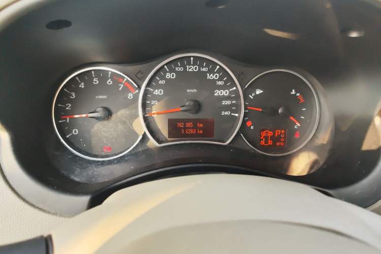 Used Renault Koleos 2010 2.5L Two-Wheel Drive Comfort Version
