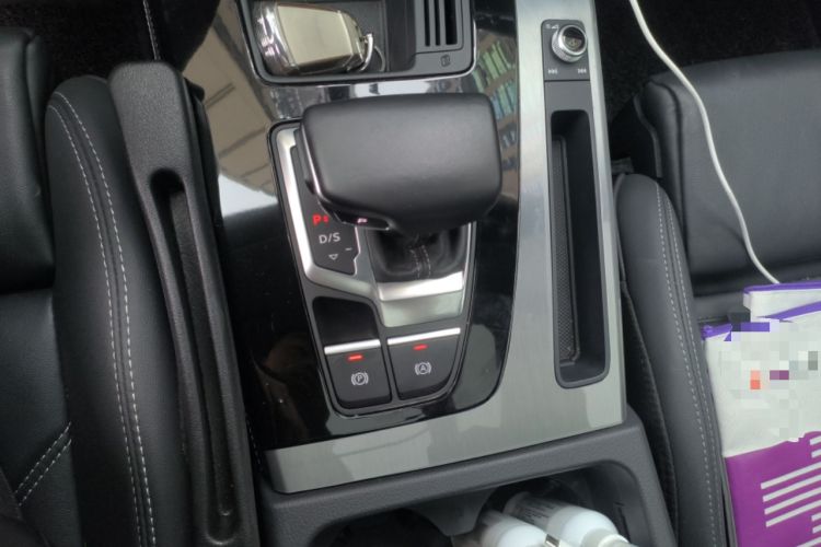 Used Audi Q5L 2021 40 TFSI Fashion Dynamic Model
