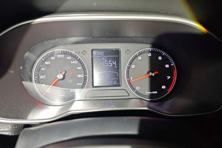 Used Roewe RX3 2020 1.6L CVT 4G Connected Ultra-Cool Flagship Edition