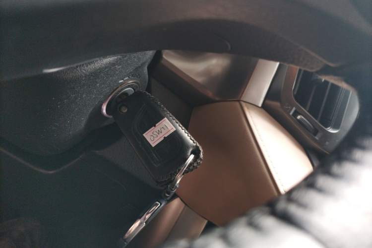 Used Toyota RAV4 2013 2.0L CVT Two-Wheel Drive Urban Edition
