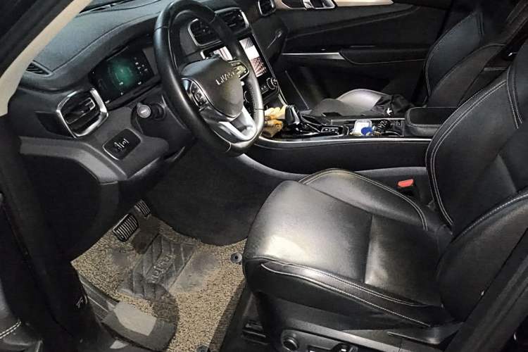 Used Lynk & Co 01 2019 2.0T Two-Wheel-Drive Pro Version China VI Standard