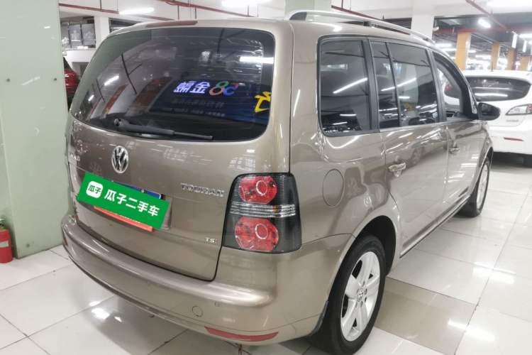 Used Volkswagen Touran 2015 1.4T DSG Comfort Edition 5 Seats