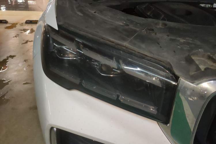 Used Geely Auto Monjaro L 2021 2.0TD DCT EVO Two-Wheel-Drive Flagship Version Right Front Headlight