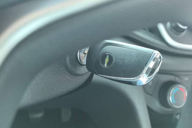 Used Chevrolet Cavalier 2019 320 Manual Xinyue Edition Vehicle Key