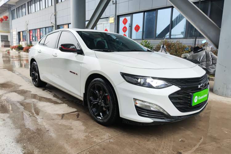Used Chevrolet Malibu XL 2022 Redline 550T Automatic Sport Edition Front Right 45 Deg