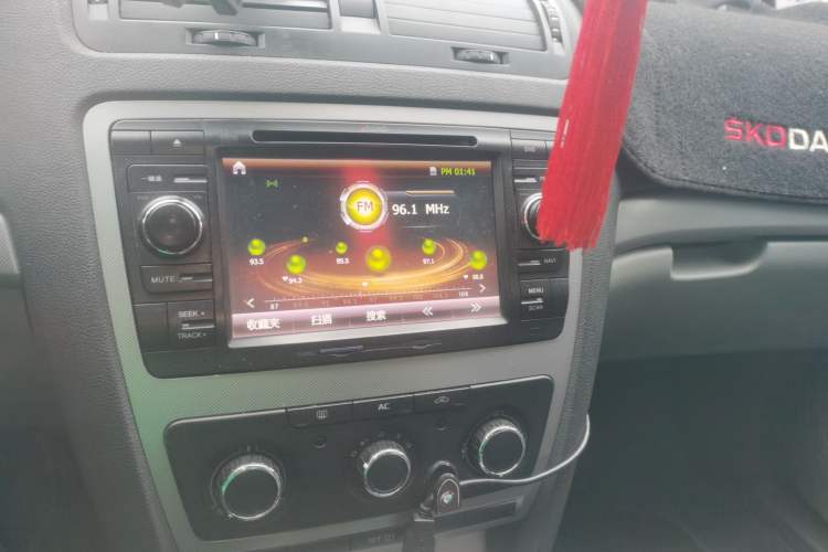 Used Skoda Octavia 2014 1.6L Manual Yijie Edition