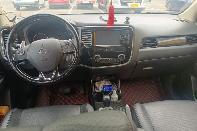 Used Mitsubishi Outlander 2016 2.4L 4x4 Elite Edition 5 Seats