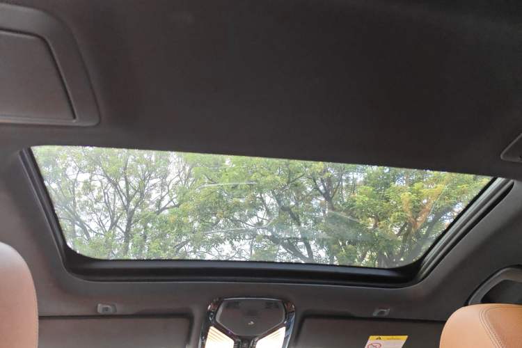 Used BMW 5 Series 2018 530Li Leading Edition Luxury Package