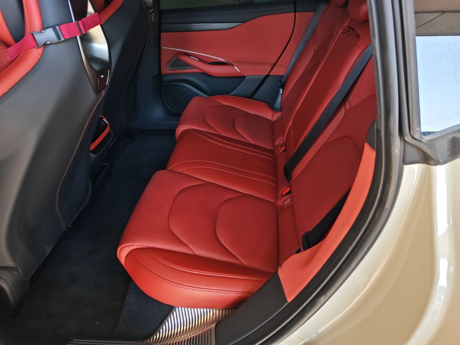 Xiaomi Auto SU7 2024 Rear-Drive Long-Range Intelligent Driving Version — снимка 20