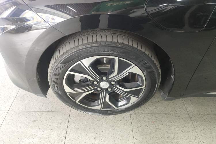 Used Hongqi E-QM5 2023 Revised Version Basic Travel Edition Exterior 4