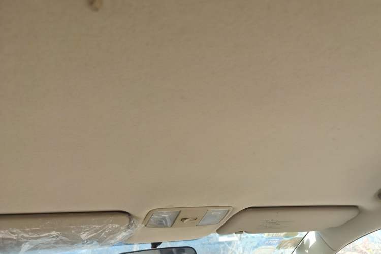 Used Hyundai Verna (older generation) 2010 Sedan 1.4L Manual Comfort GS