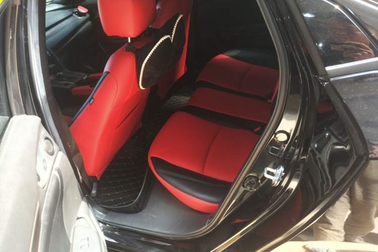 Used Honda Civic 2021 HATCHBACK 220TURBO CVT Trendy Cool Edition
