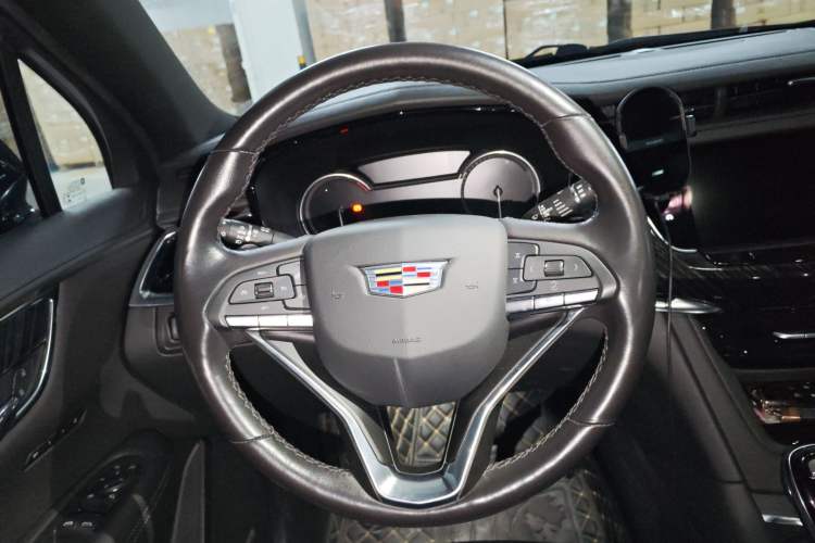 Used Cadillac XT6 2021 2.0T 7-Seater Four-Wheel Drive Luxury Version
