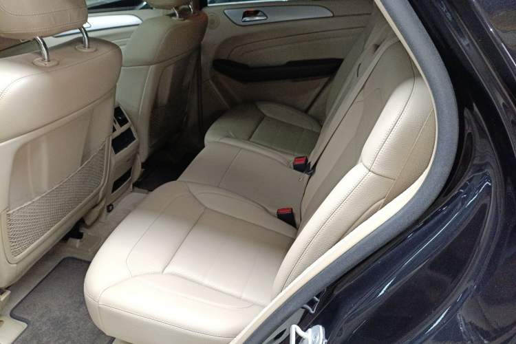 Used Mercedes-Benz M-Class 2014 ML 320 4MATIC
