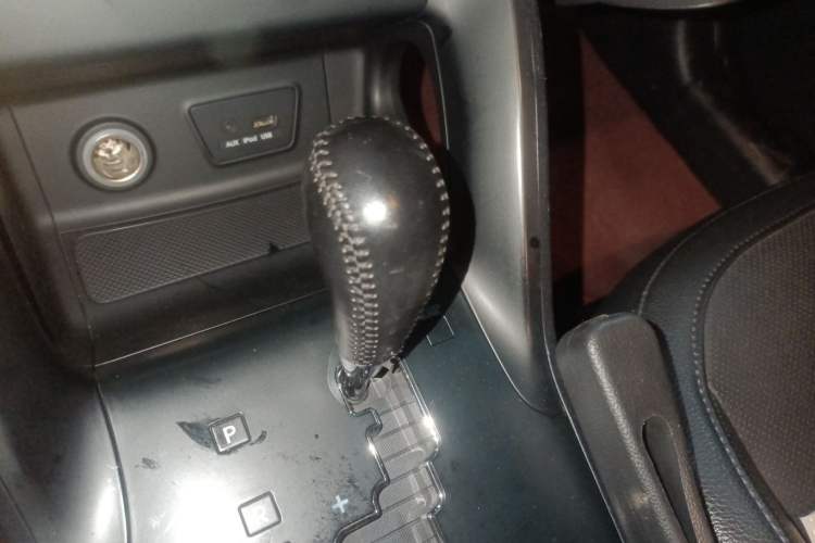 Used Hyundai ix35 2015 2.0L Automatic 2WD Smart Version China V Standard