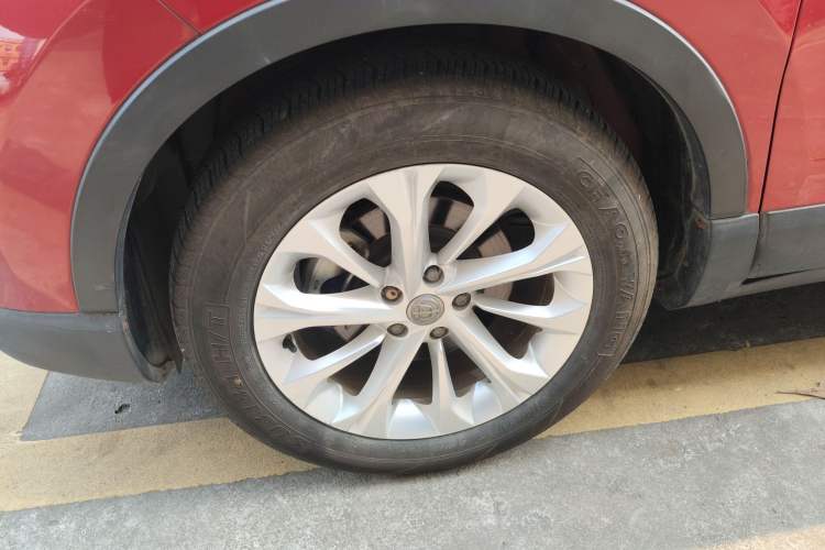 Used Brilliance V3 2016 1.5L Manual Elite Version Exterior 4