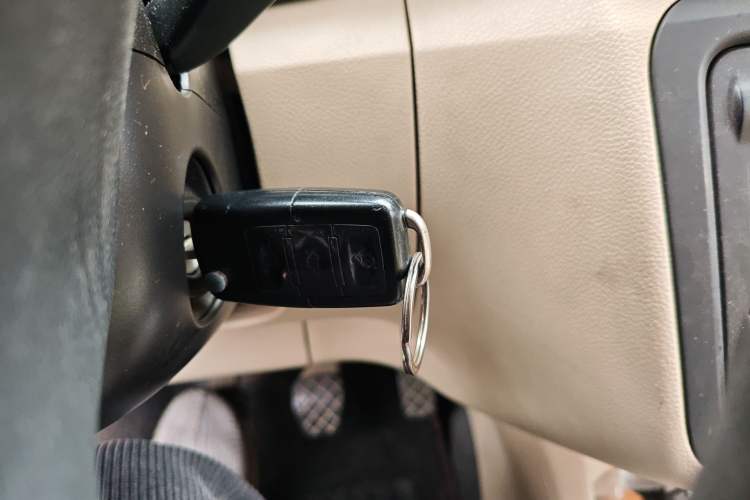 Used Skoda Fabia 2011 1.4L Manual Crystal Edition
