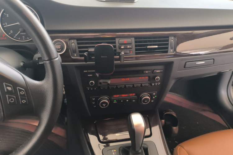 Used BMW 3 Series 2011 320i Sport Edition
