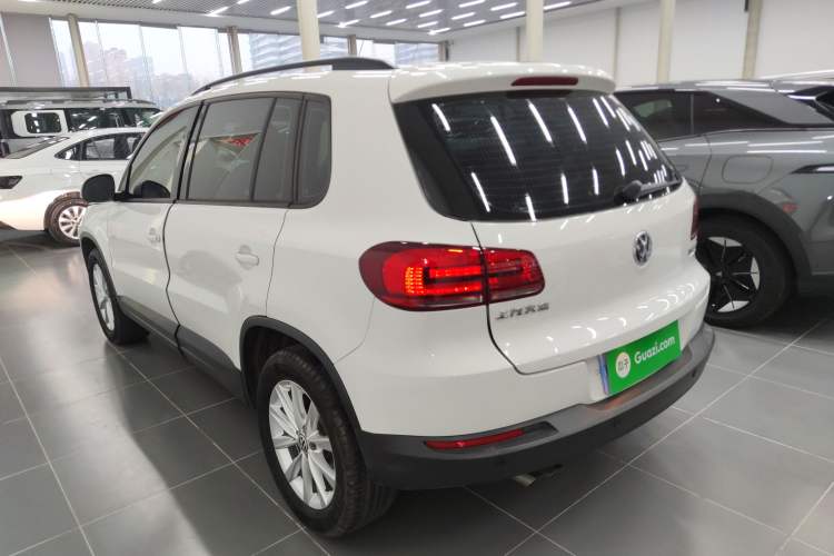 Used Volkswagen Tiguan L 2016 280TSI Automatic Two-Wheel-Drive Silk Road Style Edition
