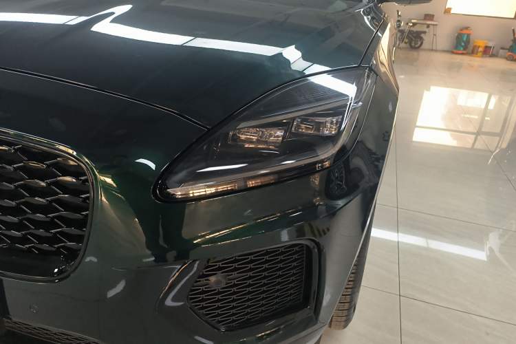 Used Jaguar E-PACE 2024 YAO Black Sport Edition R-DYNAMIC SE BLACK
