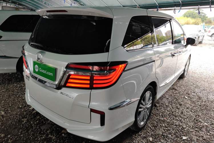 Used Honda Elysion 2016 2.4L Supreme Edition