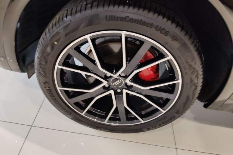 Used Audi Q5L 2024 40 TFSI Luxury Dynamic Edition
