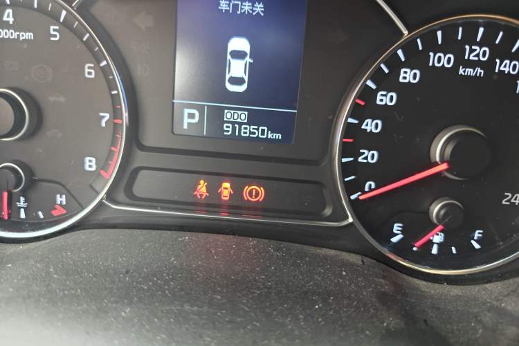 Used Kia K3 2015 1.6L Automatic GLS Odometer Close Up