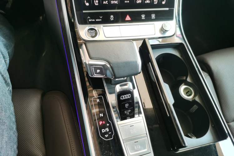 Used Audi A8 2022 A8L 50 TFSI quattro Comfort Edition Collector's Model
