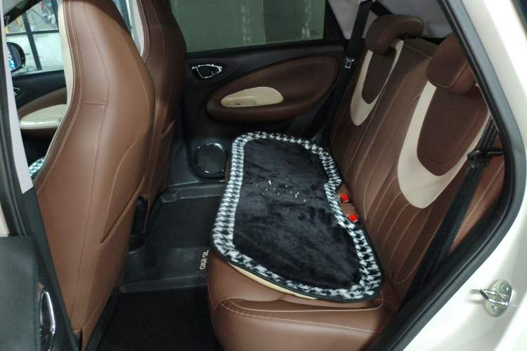 Used Wuling Bingo 2024 333 km Enjoyment Version Left Rear Seat