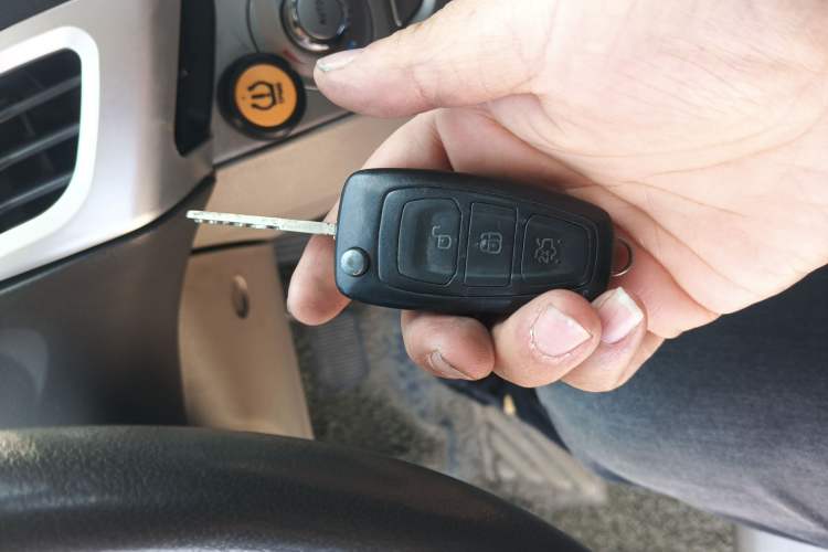 Used Ford Focus 2012 Sedan 1.6L Automatic Fashion Edition Vehicle Key