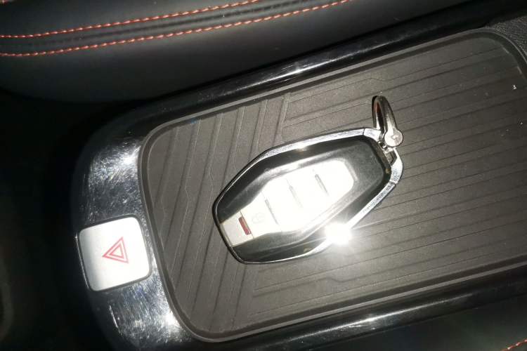 Used Chery New Energy Boundless Pro 2022 301km LingShou Edition Lithium Iron Phosphate