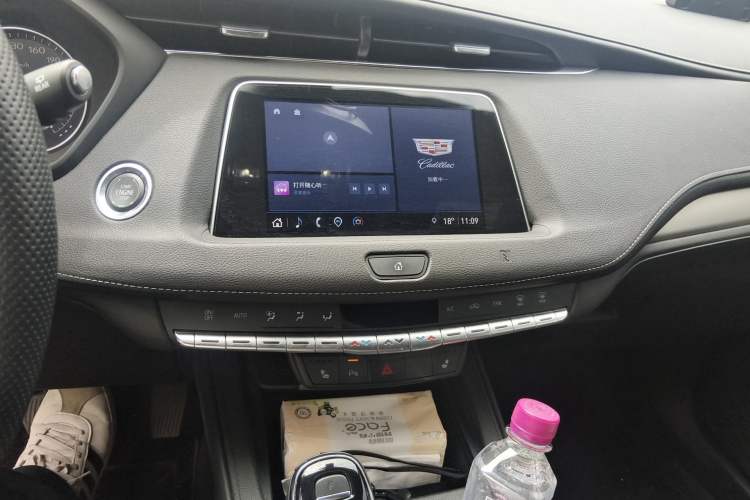 Used Cadillac XT4 2021 28T Two-Wheel Drive Leading Version Audio And AC Panel