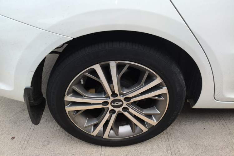 Used Chery Arrizo 5 2016 1.5L CVT Luxury Edition Right Rear Wheel Hub