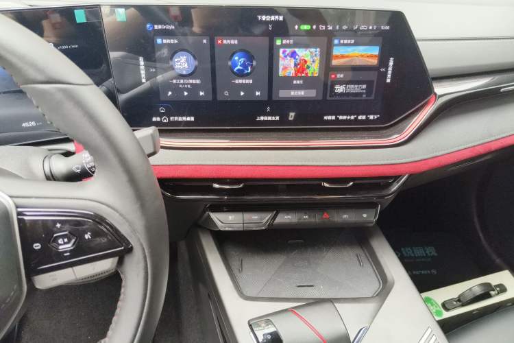 Used CHANGAN X5 PLUS 2024 1.5T DCT ZhiZun Version Audio And AC Panel